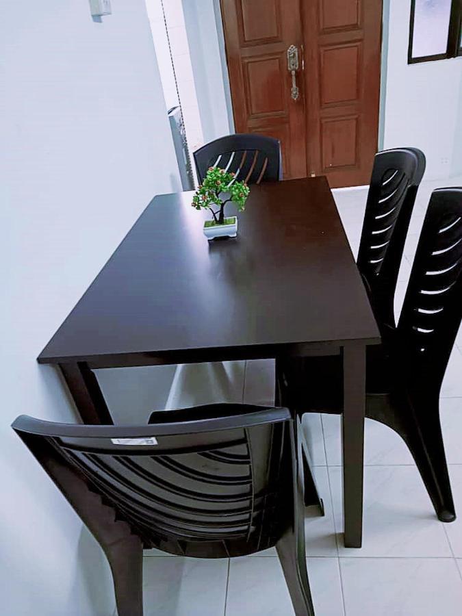 Jo-Rumah 3 Bedroom Apartment Jelutong Georgetown Penang Free Wifi Екстер'єр фото
